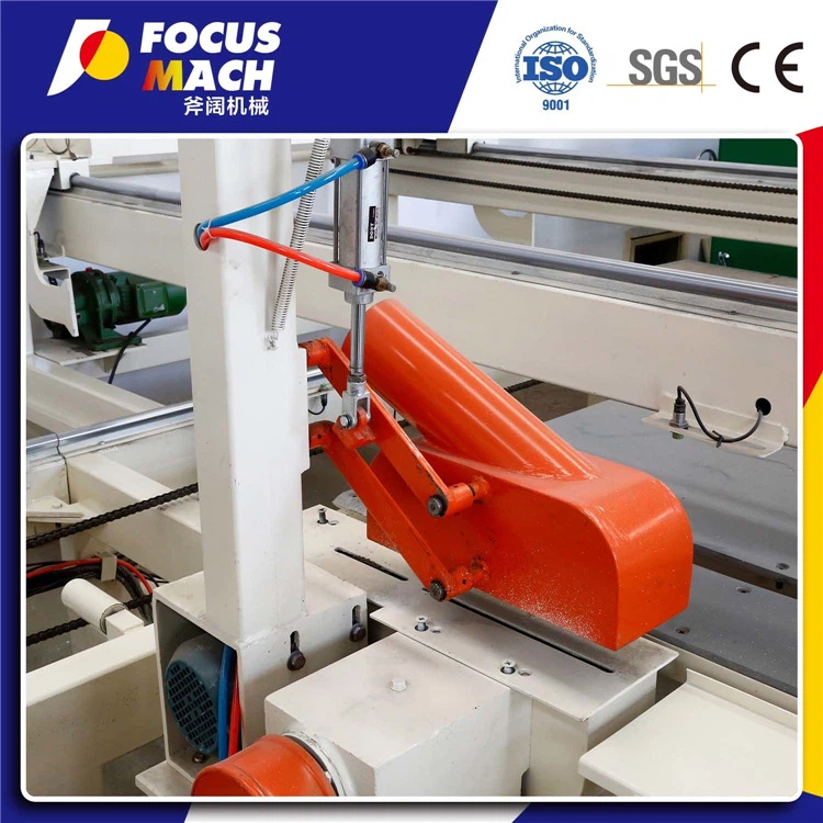 ROLLER CONVEYOR CUTTING SAW MACHINE 3 ROLLER CONVEYOR CUTTING SAW MACHINE 3